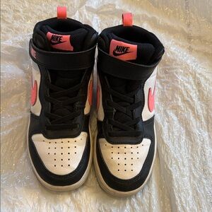 Nike Kids Black and White Sneakers with Pink Accents
